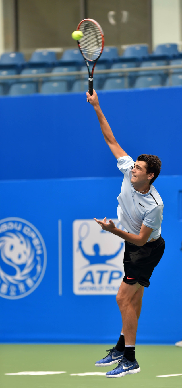 势的中场压 势的中场压