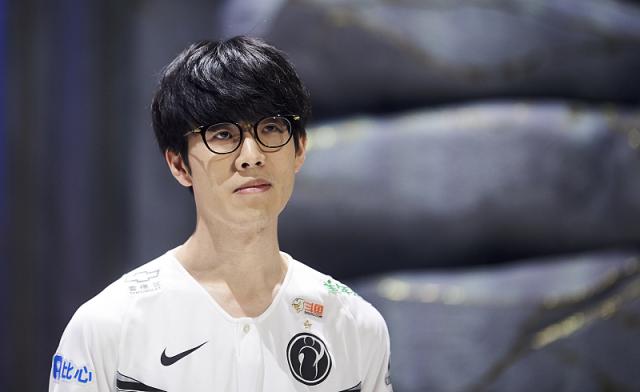 但与此同时 但与此同时