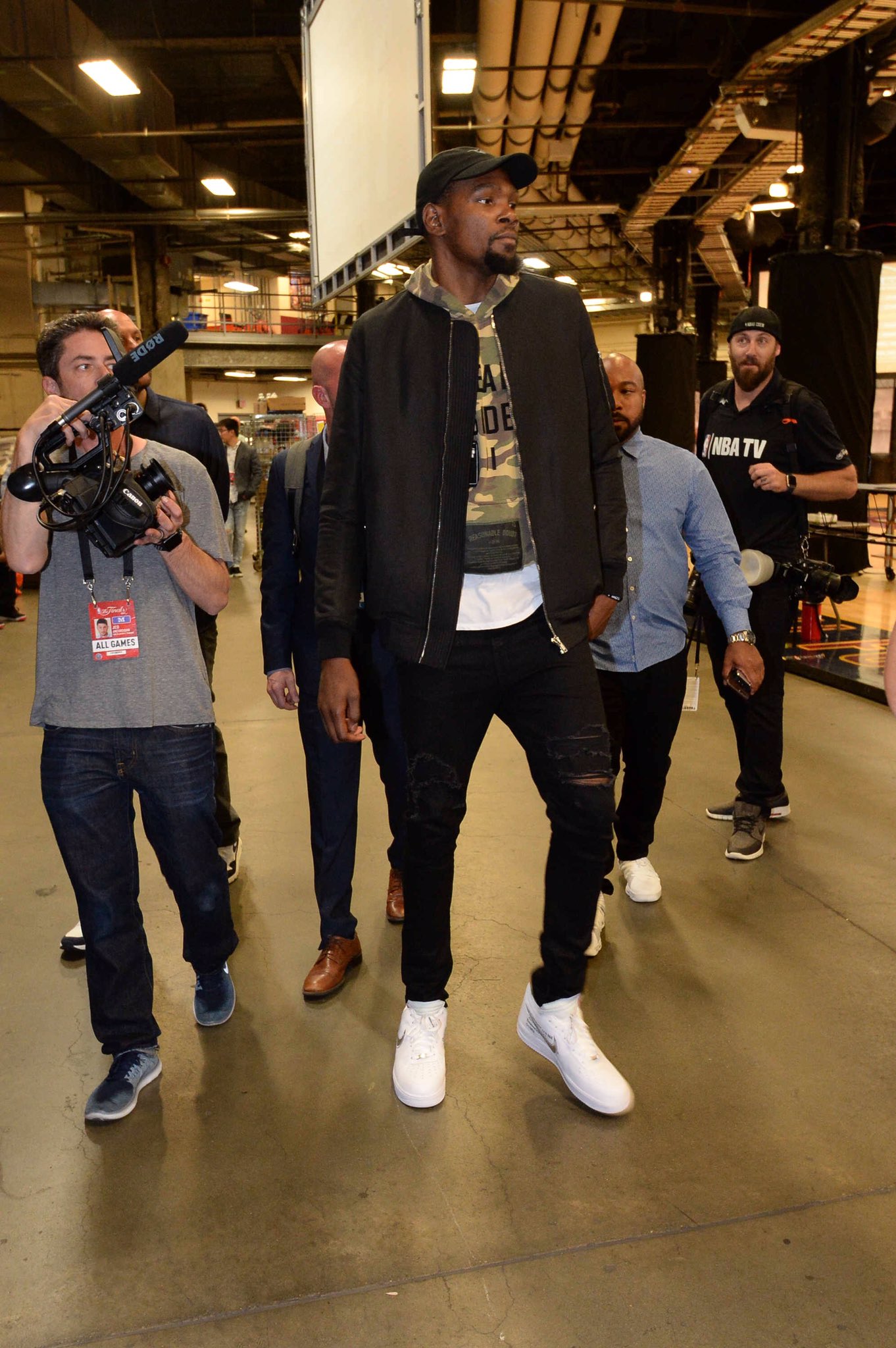 身分勇夺 身分勇夺