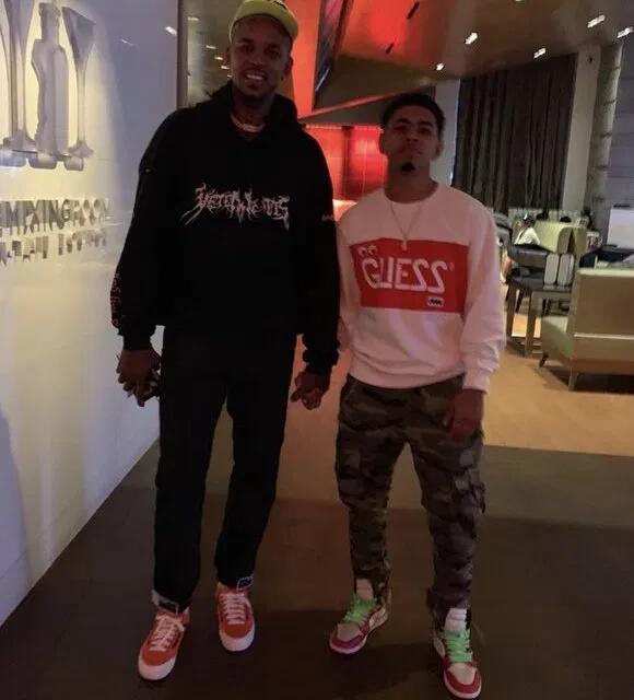 绿茵场上展 绿茵场上展